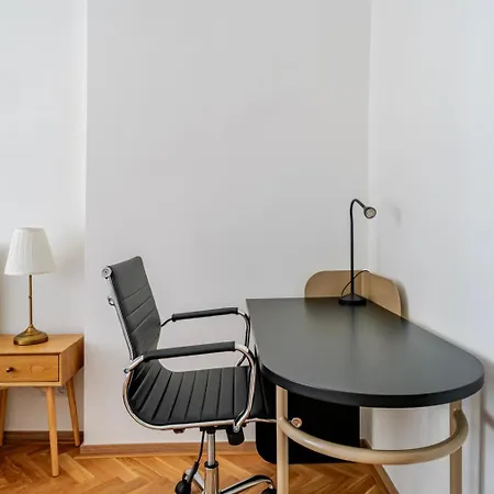 아파트 Blueground Holesovice View Nr Vltava Prg-92 프라하